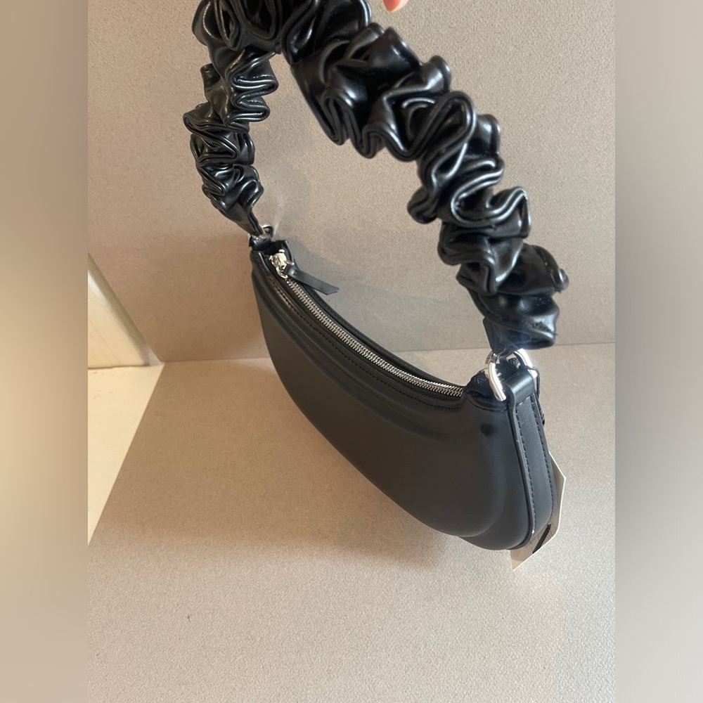 💫 Zara Half Moon Bag - NEW 💫 - Picture 11 of 14